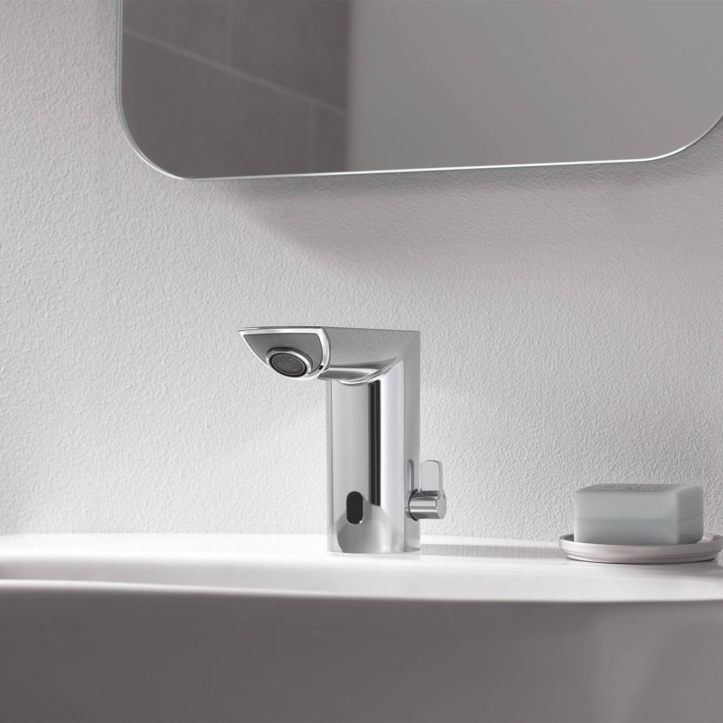 Змішувач безконтактний для раковини Grohe Bau Cosmopolitan E 36451000