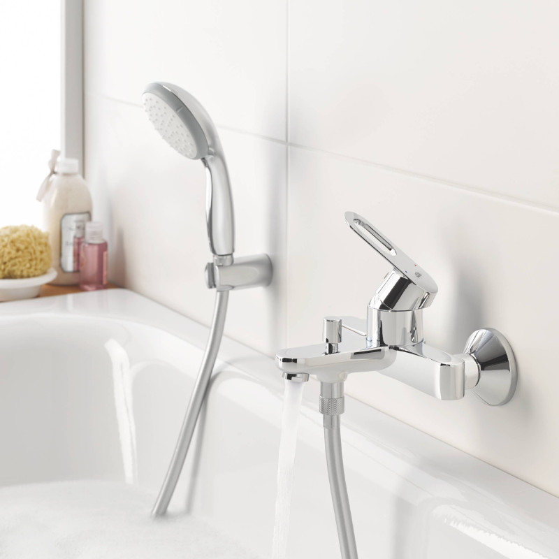 Змішувач для ванни Grohe BauLoop 23603000 з душовою стійкою Vitalio Start 26951001