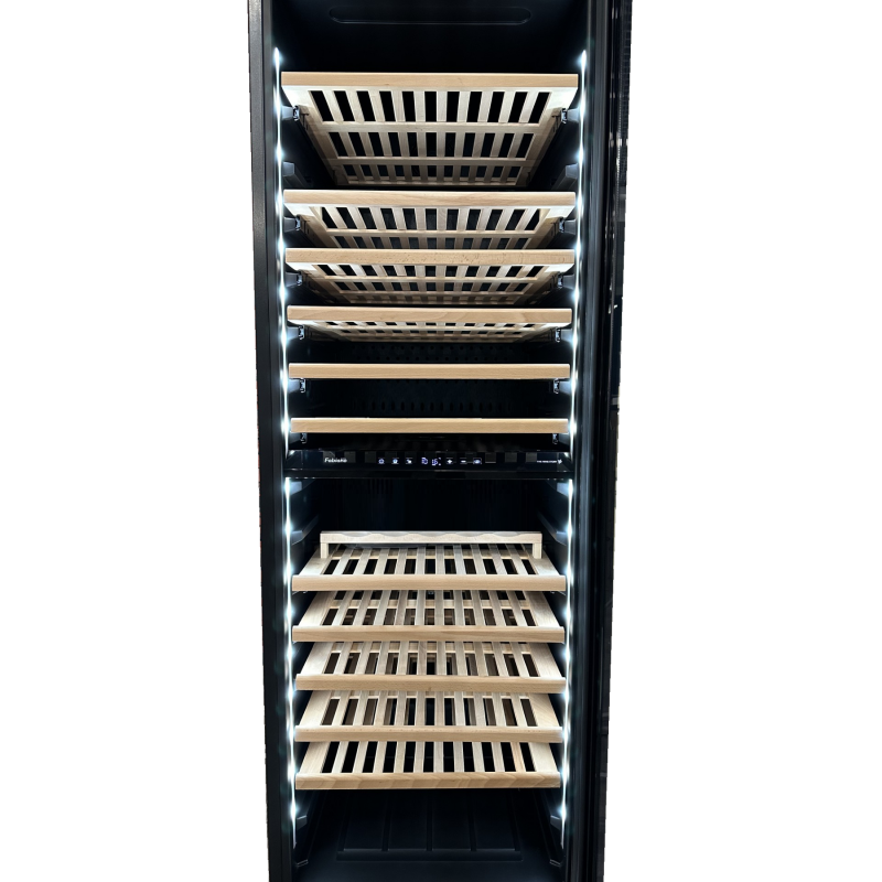 Винна шафа FWC 1770 Black